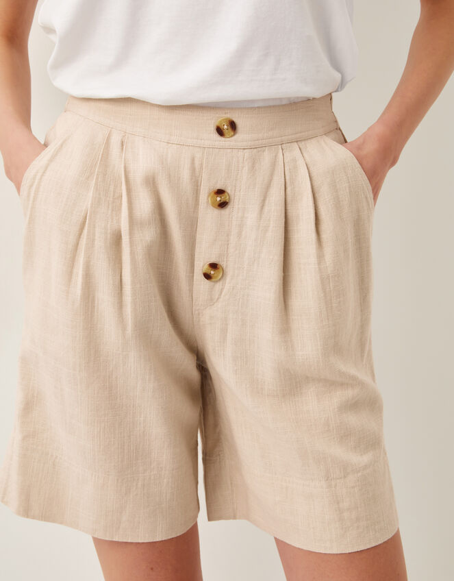 Lucy Longline Shorts Natural