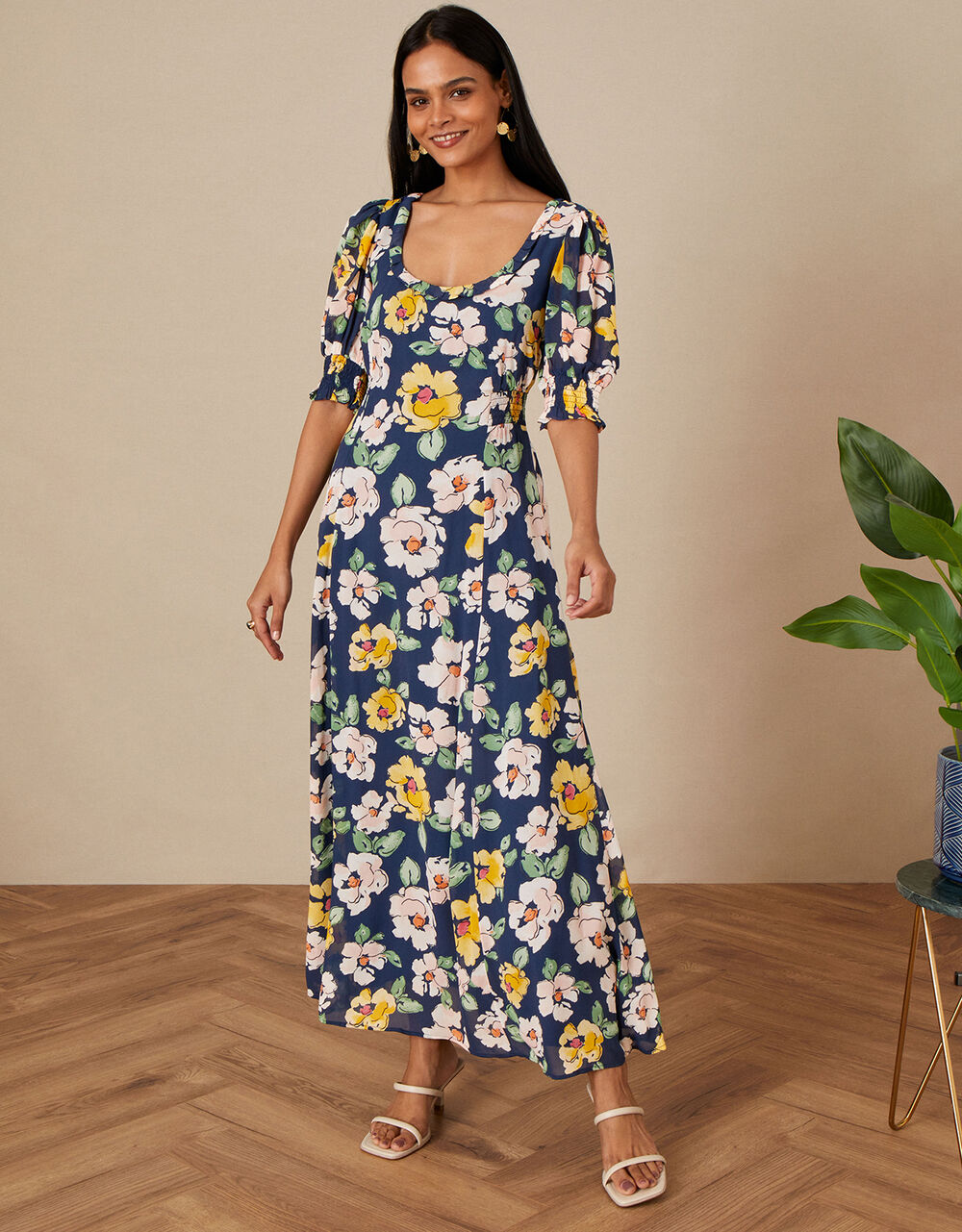 Ricki Lean Ruffle Dress in Sustainable Viscose Blue