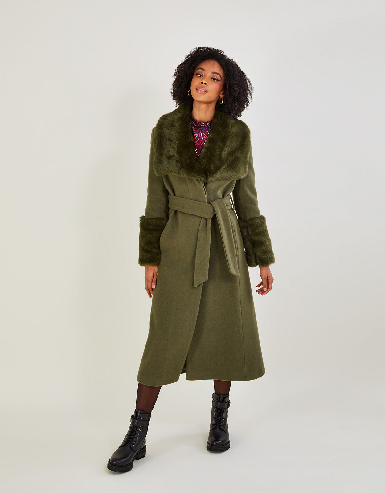 Ladies fur trim coat new arrivals