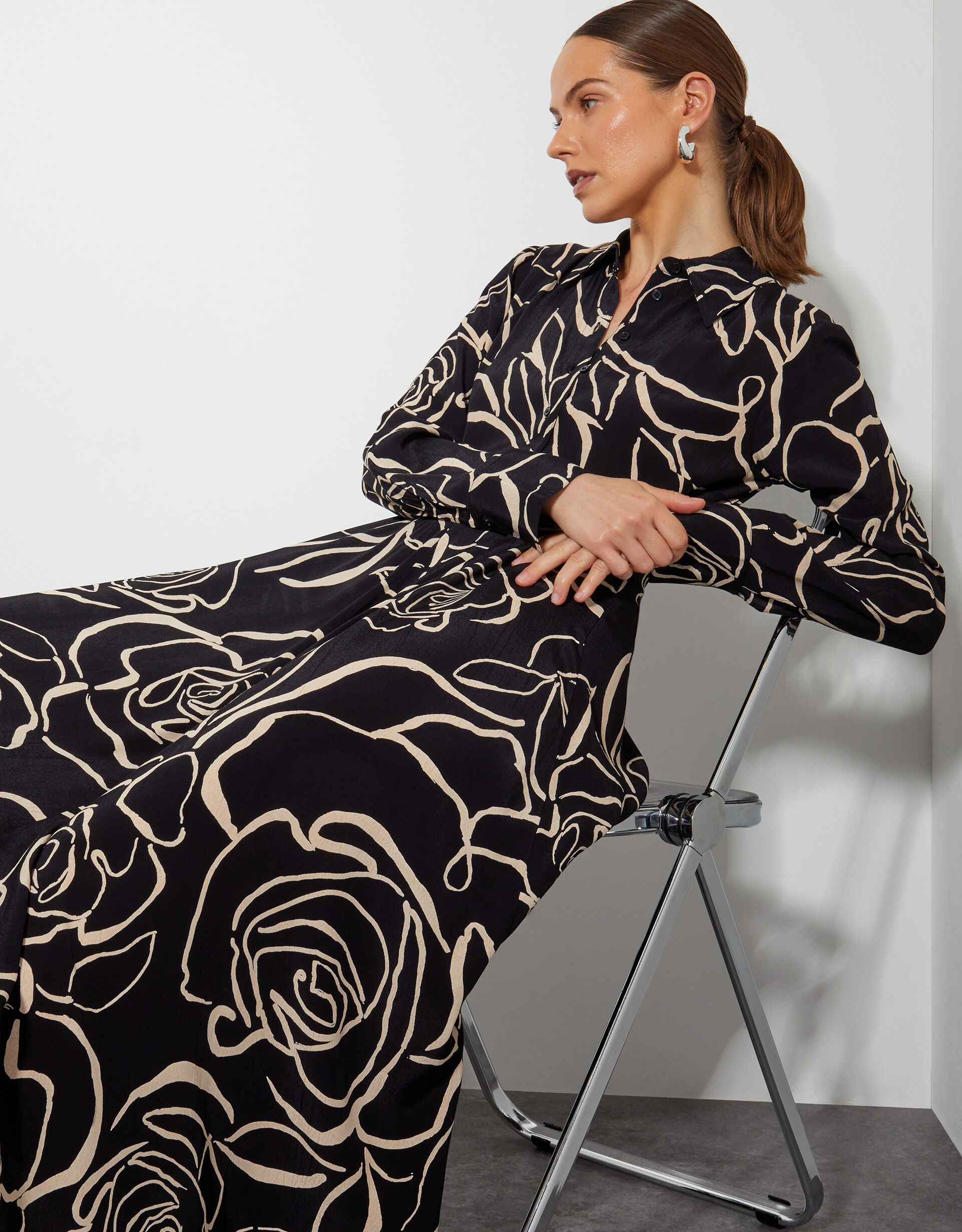 Monochrome shirt dress store