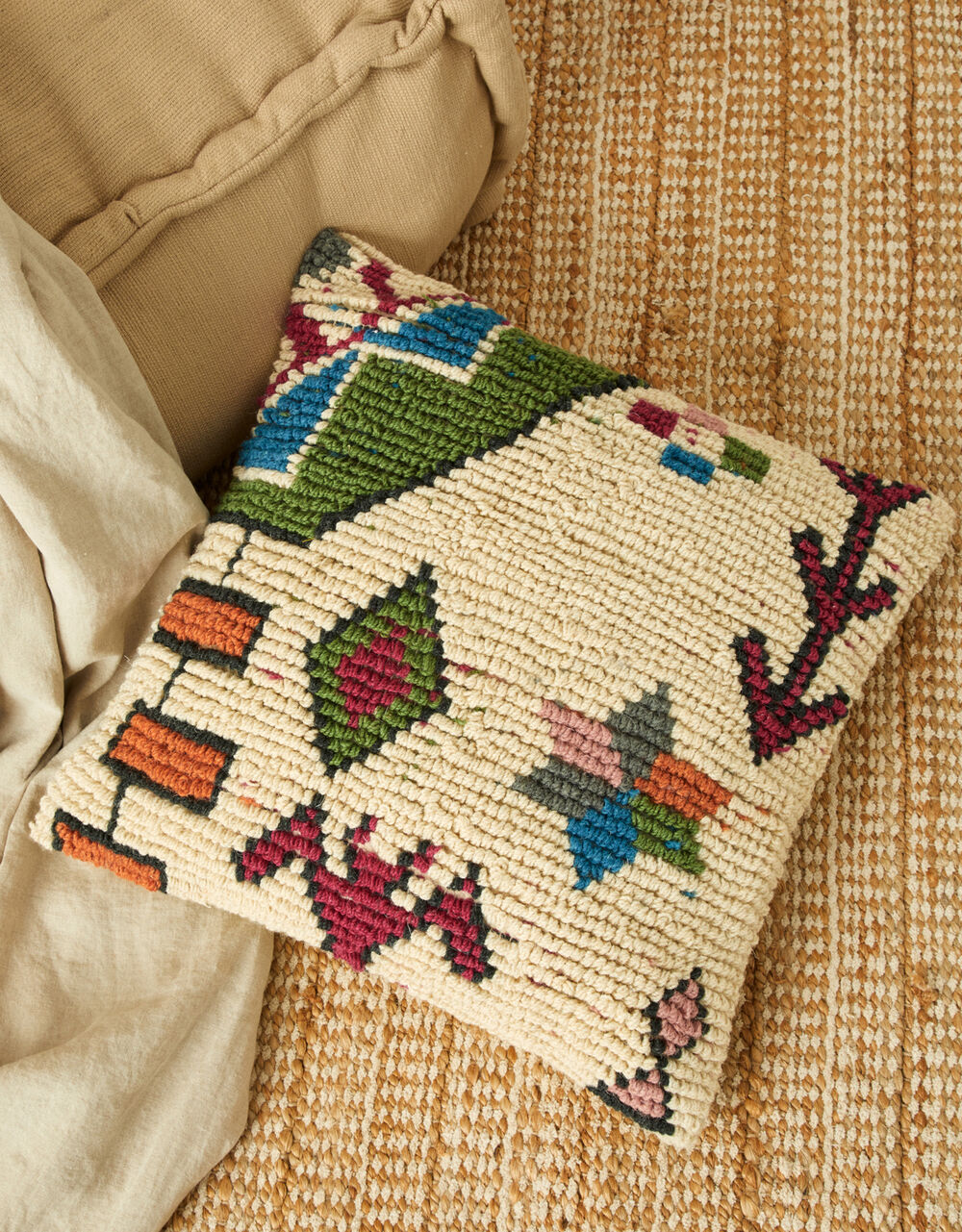 Women Home & Gifting | Aztec Block Cushion - LO60623