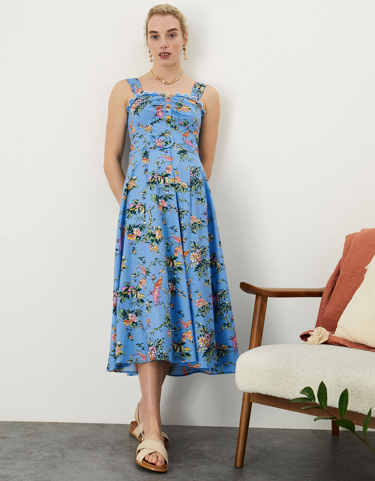 Poplin dress deals with belt