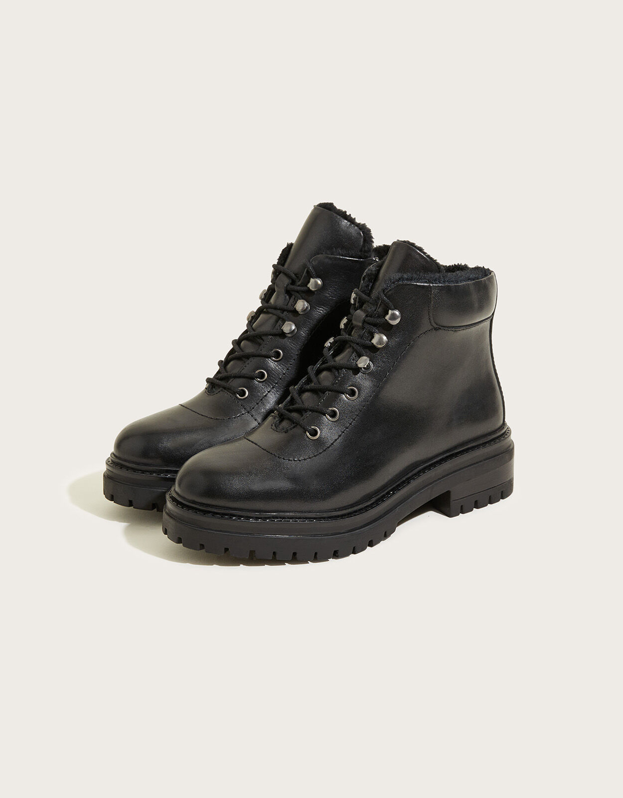 All black sale walking boots