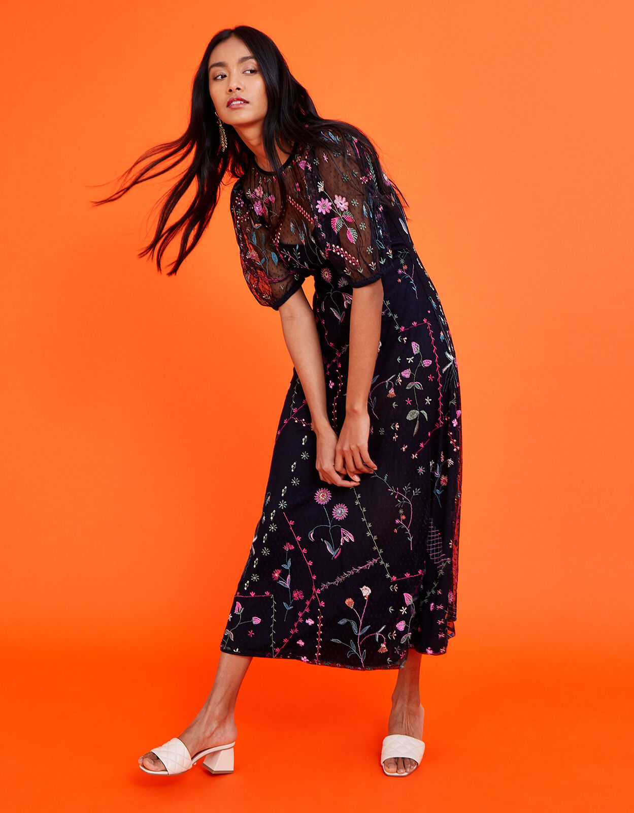 Polly Embroidered Midi Dress Blue 