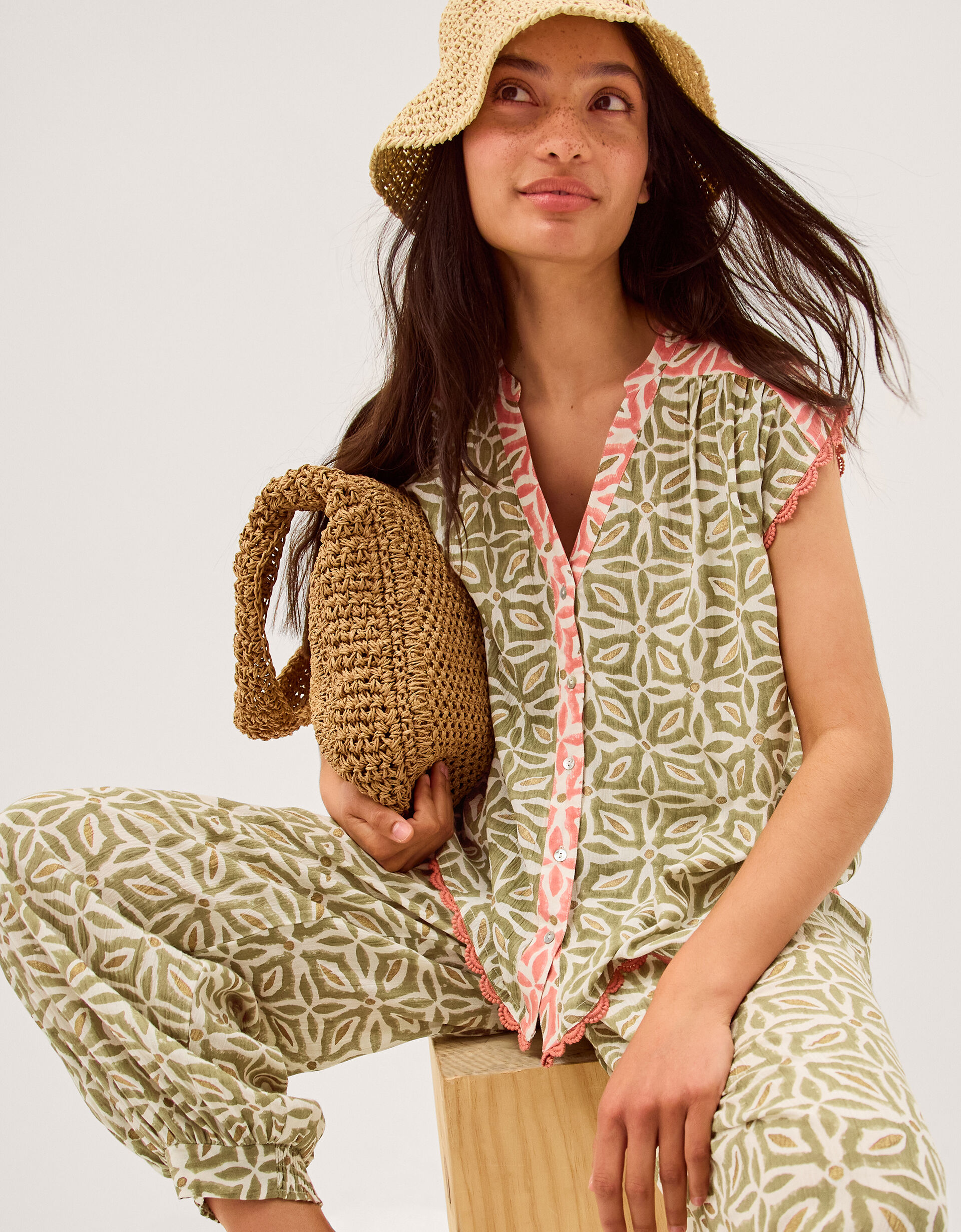 Elma Sleeveless Print Top Green