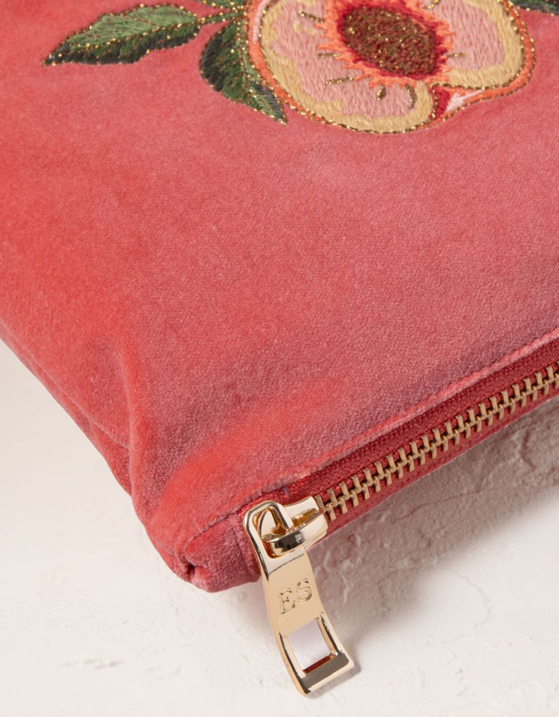 Elizabeth Scarlett Summer Peach Mini Pouch