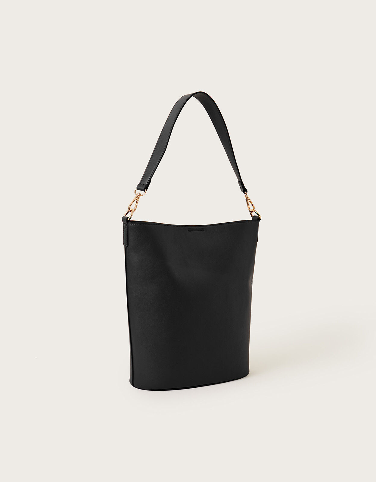 Bucket bag deals uk