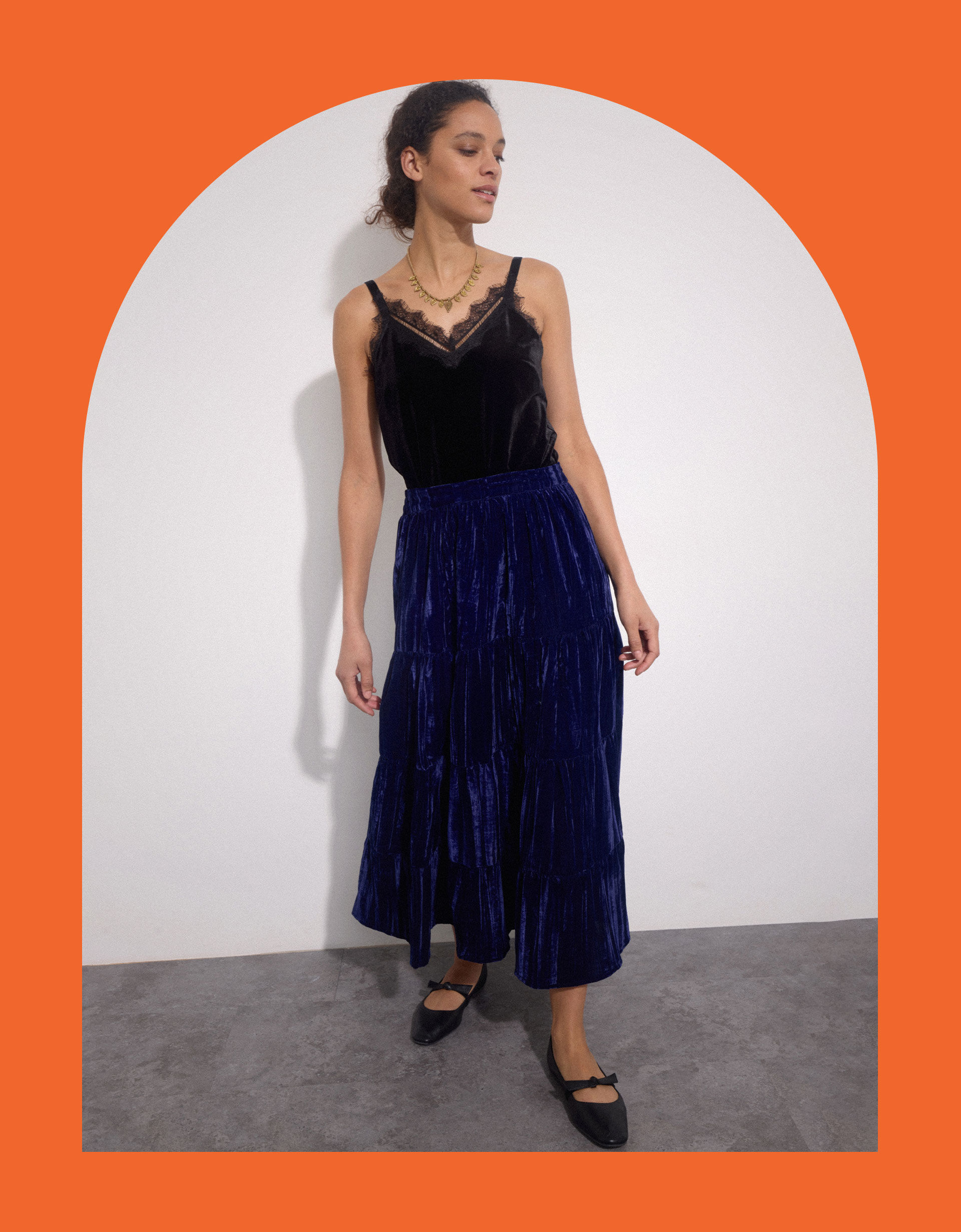 East Heather Crinkle Velvet Maxi Skirt Blue