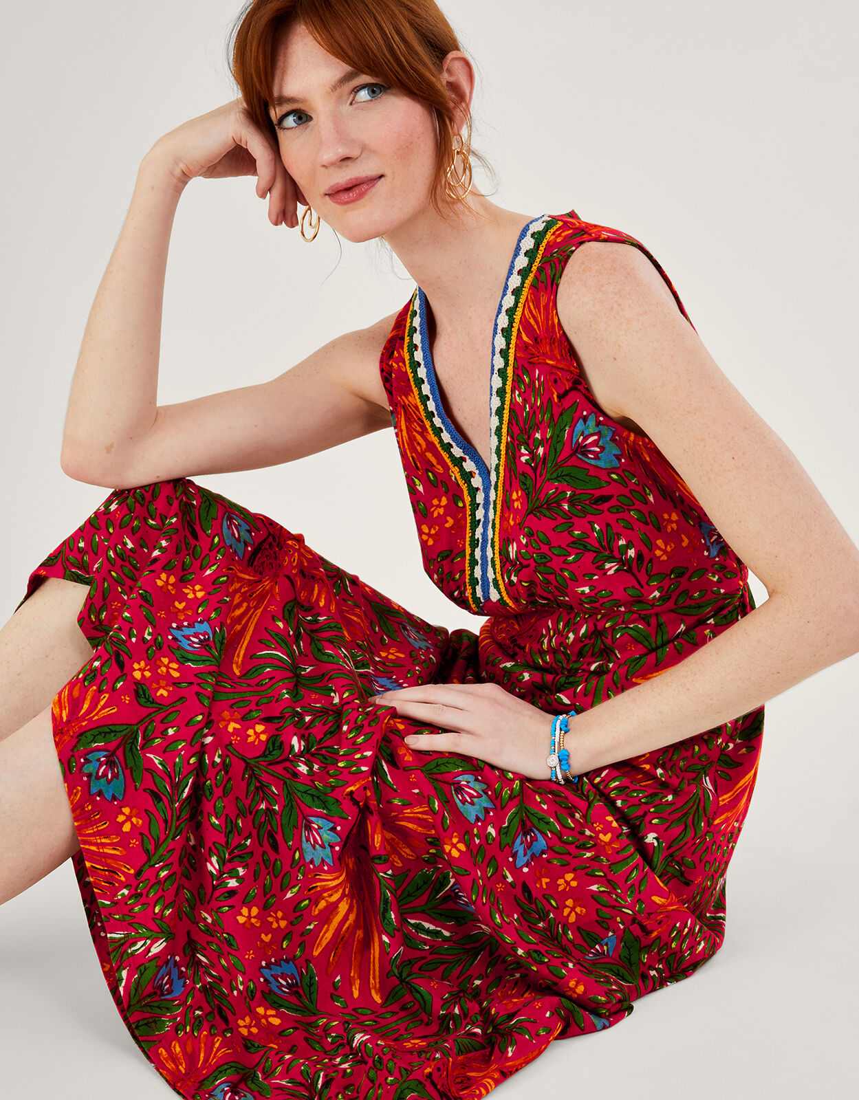 Leaf Print Crochet Trim Dress in Linen Blend Red