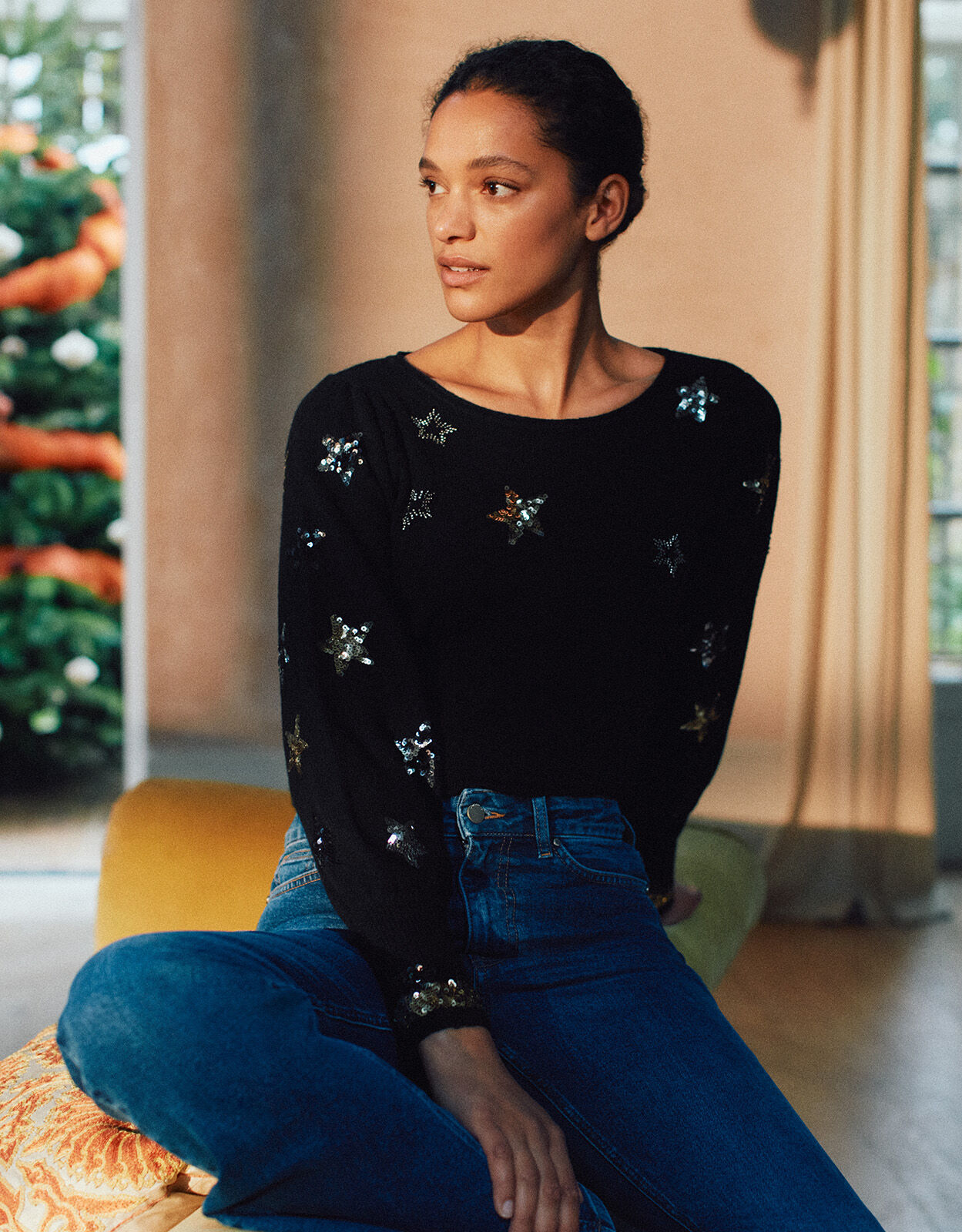 Eva Sequin Star Jumper Black