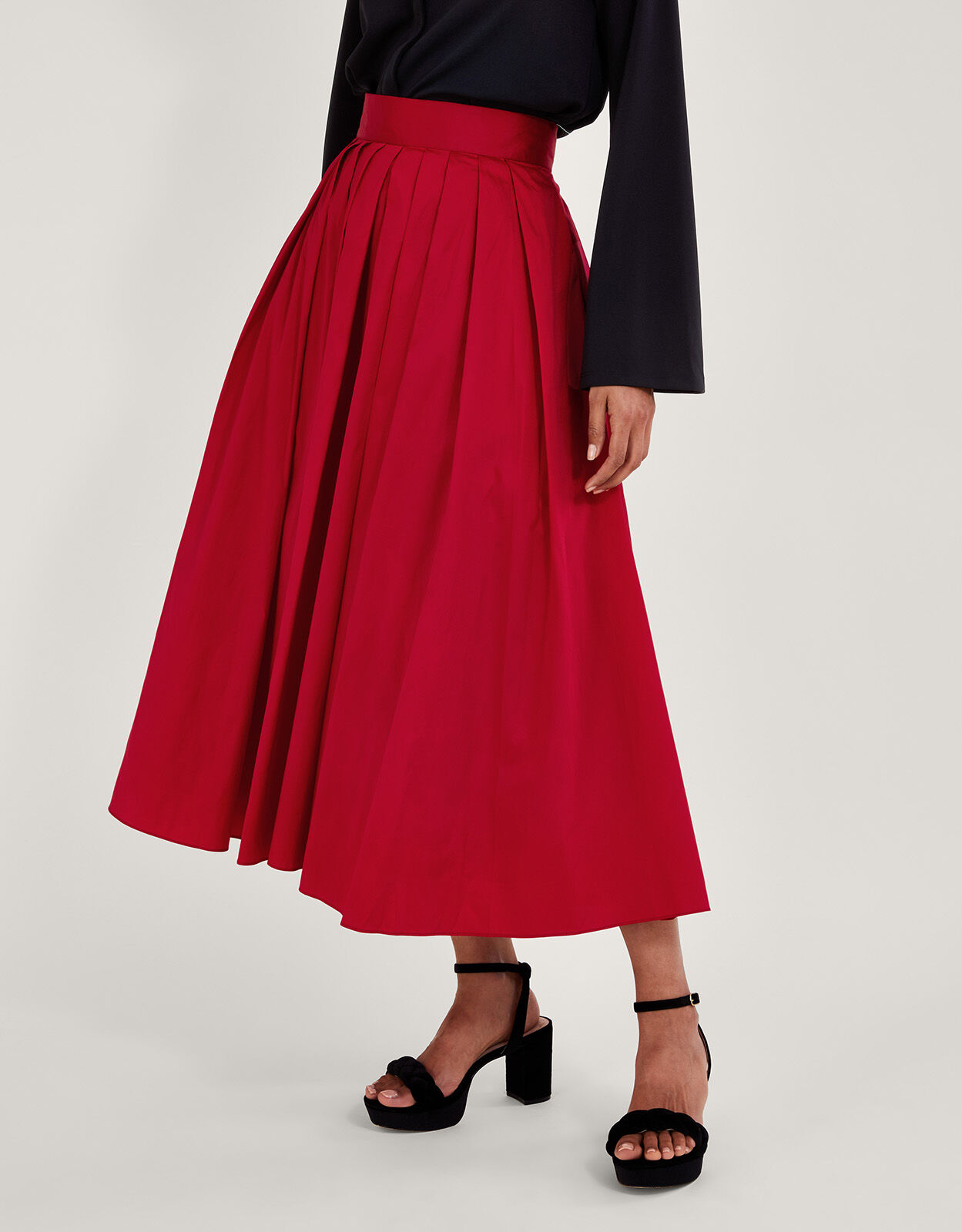 Tully Taffeta Skirt Red
