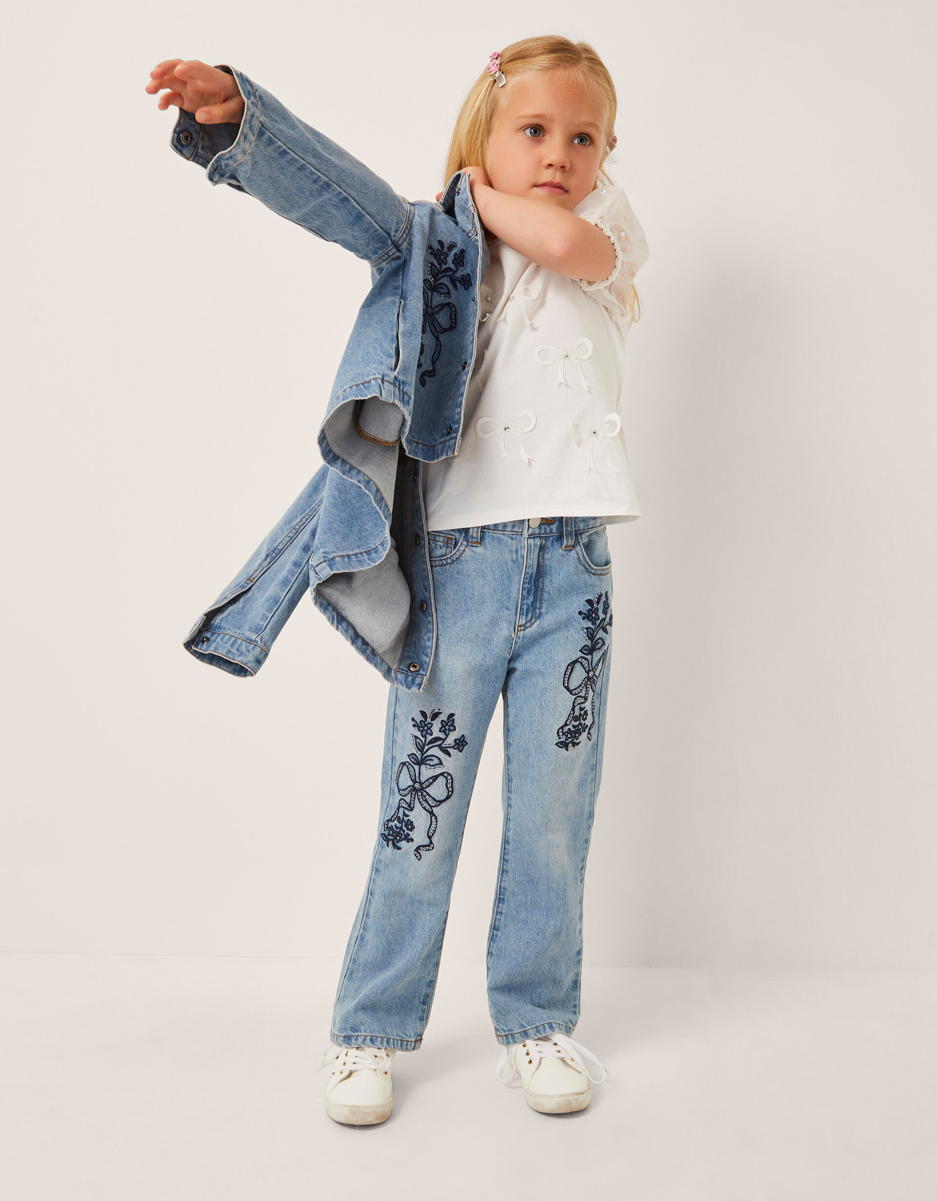 Bow Embroidered Jeans Blue