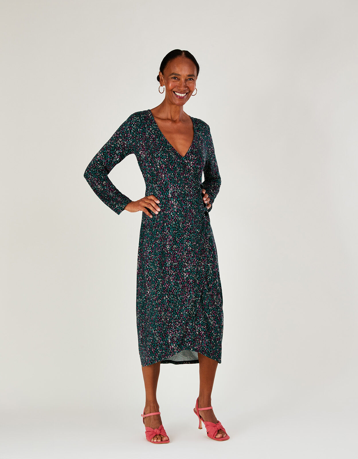 Button wrap dress online