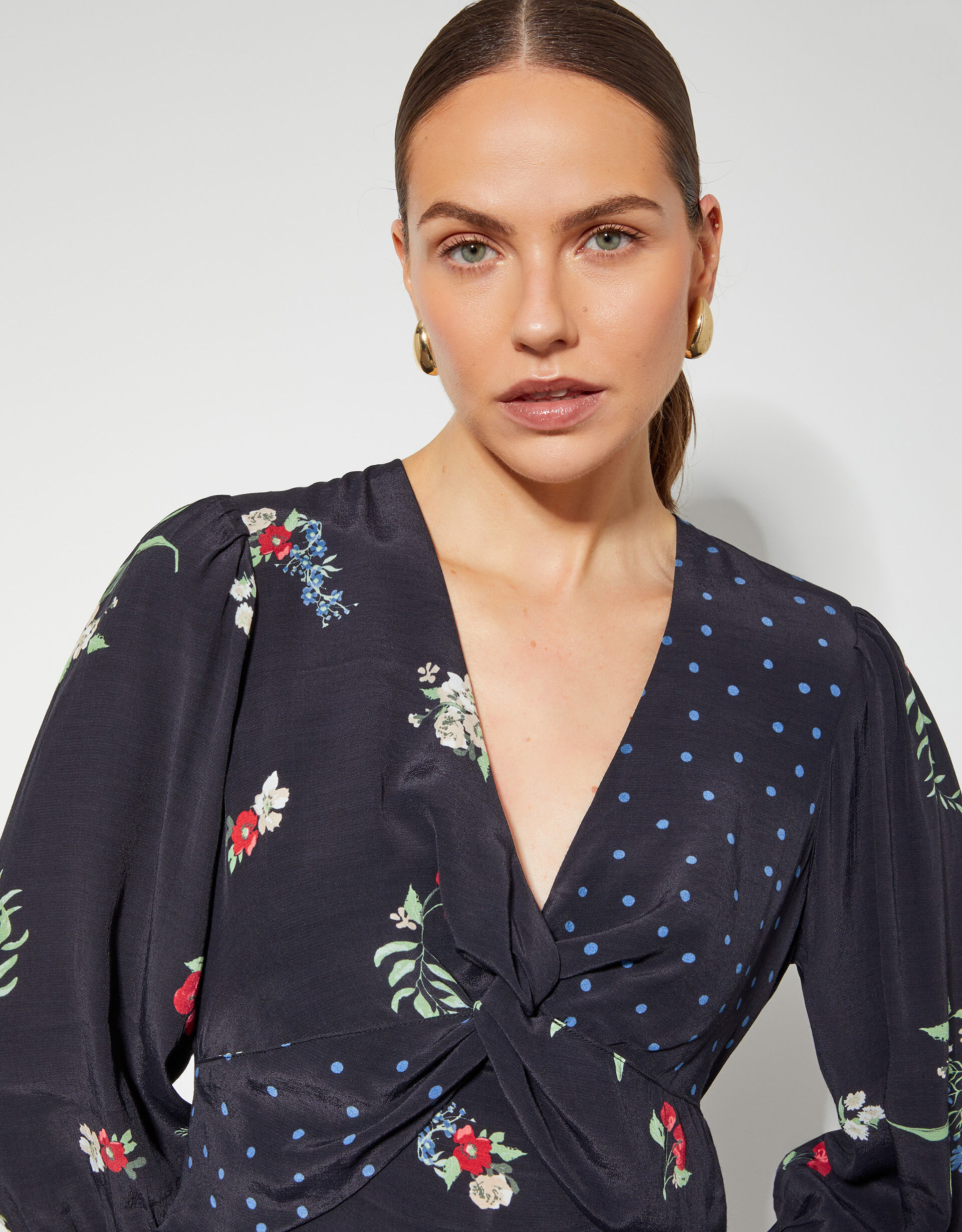 Chelsea28 twist front dress best sale