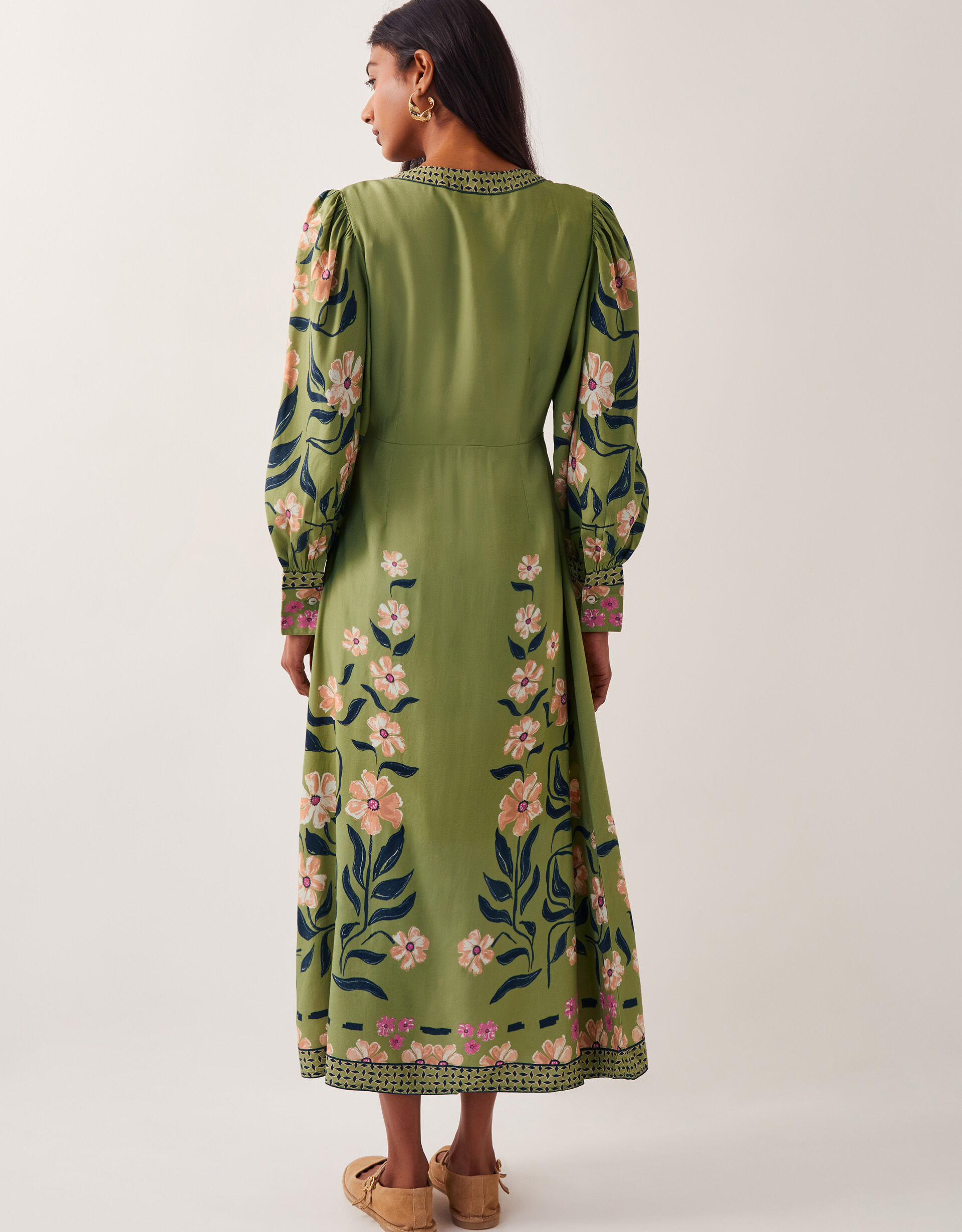 Primrose Park London Dani Blouse Blooms Floral Green Leo