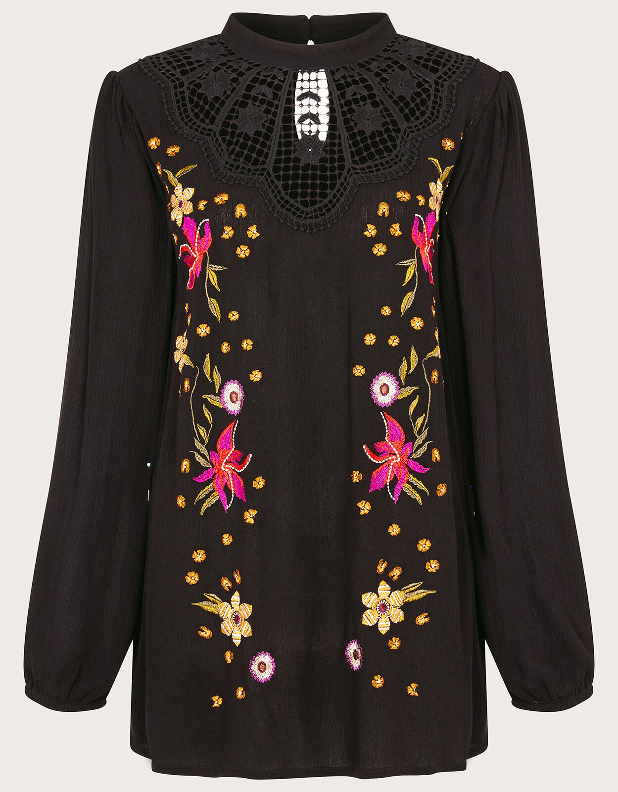 激安正規  Black Top Embroidered Floral Cutwork | T-shirts & Tops トップス