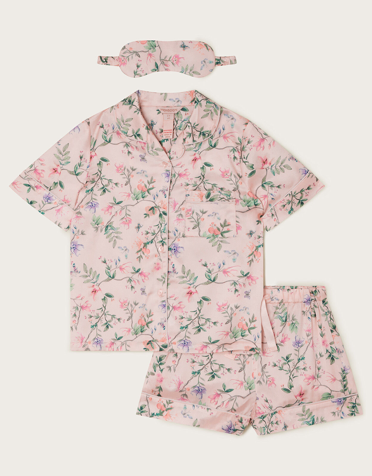 Childrens pyjamas 2025 and dressing gowns