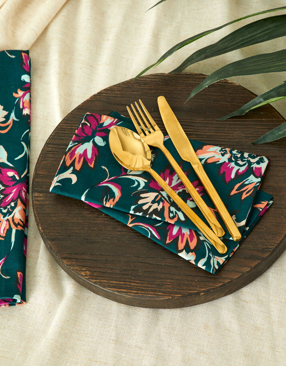 Women Home & Gifting | Floral Print Reusable Napkin Set - WD34728