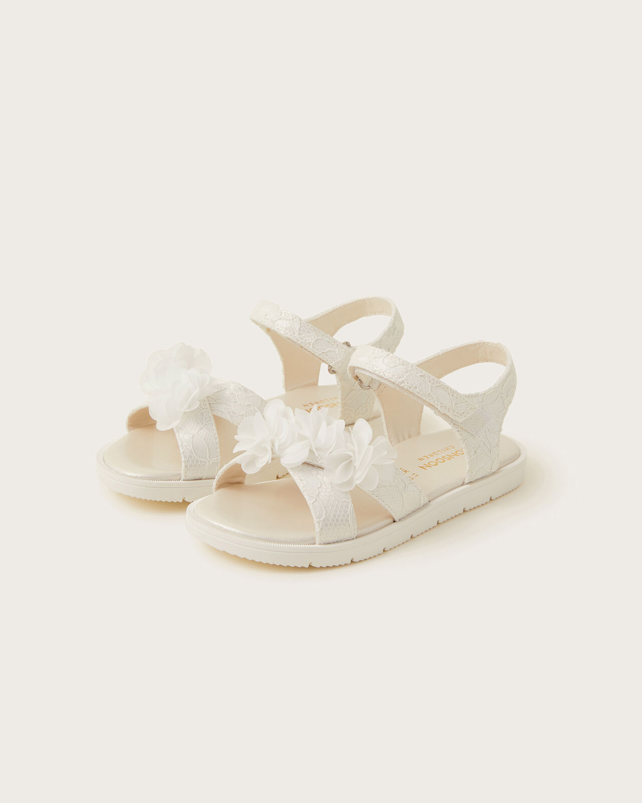 Girls best sale sandals uk