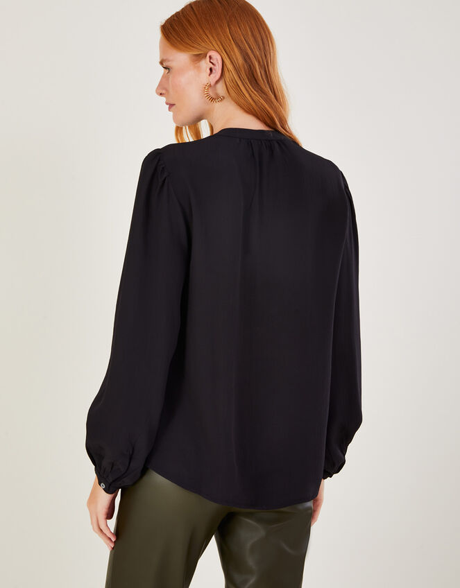 Alex V-Neck Blouse in Sustainable Viscose, Black (BLACK), large