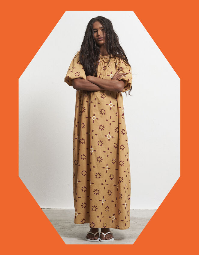Par & Escala Romance Backless Print Maxi Dress, Camel (CAMEL), large