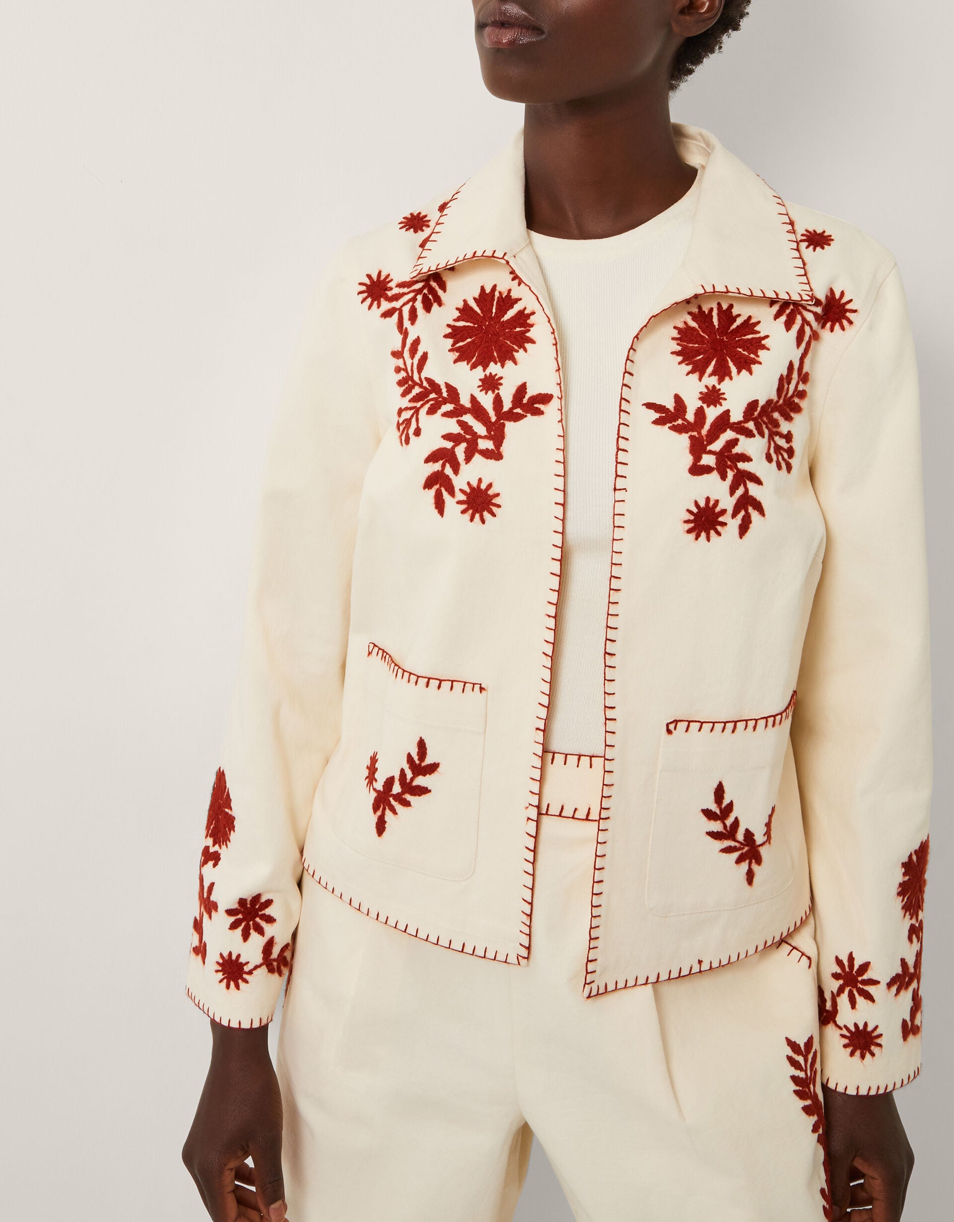 ミー #57/JACKET DITI ｱｲﾎﾞﾘｰ ｼﾙｸ100 KANTHA EMBROIDERED+PRINTED LINING JA 裏地総柄ｼﾞｬｹｯﾄ M Erica Embroidered Jacket Ivory