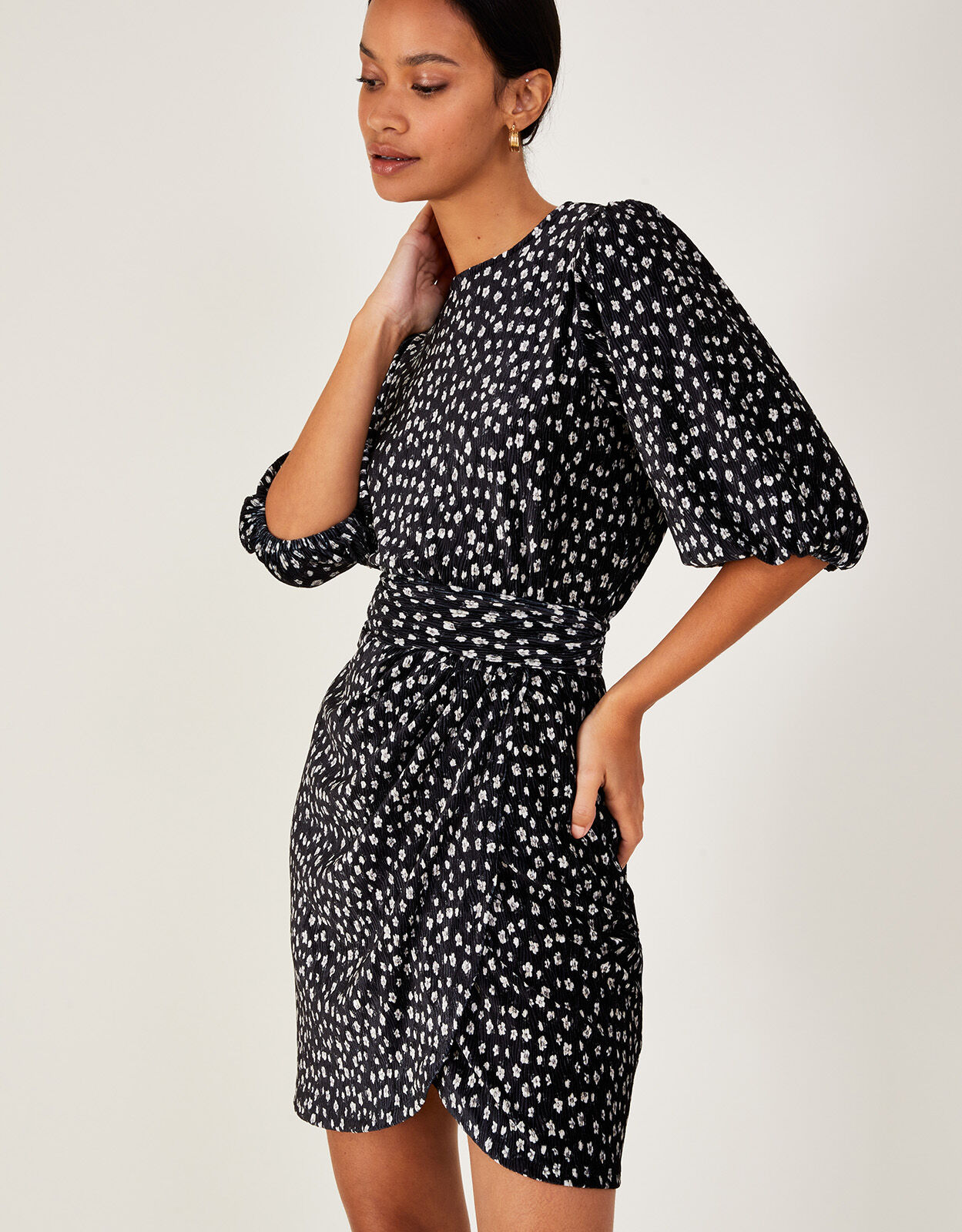 Short hotsell jersey dress