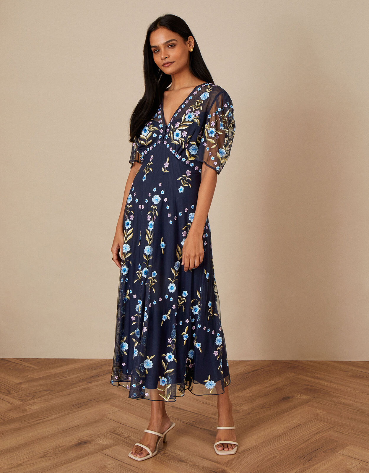 Monsoon wedding guest store