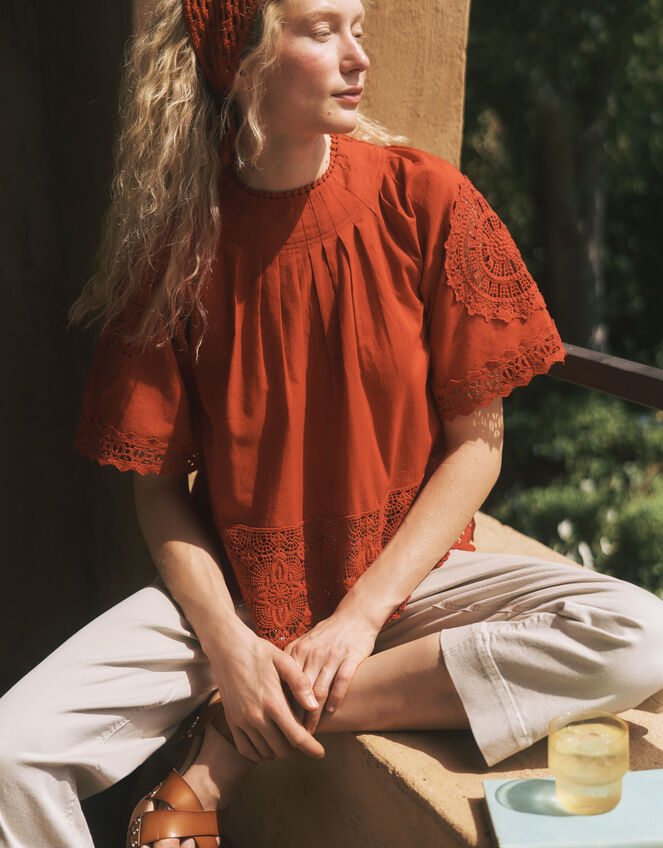 Emory Floral Lace Top Red