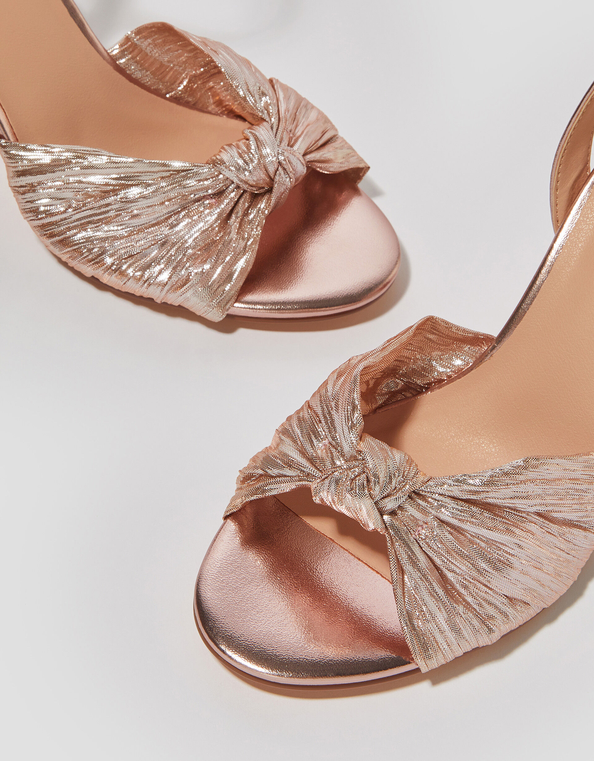 Metallic Twist Front Heeled Sandals Pink