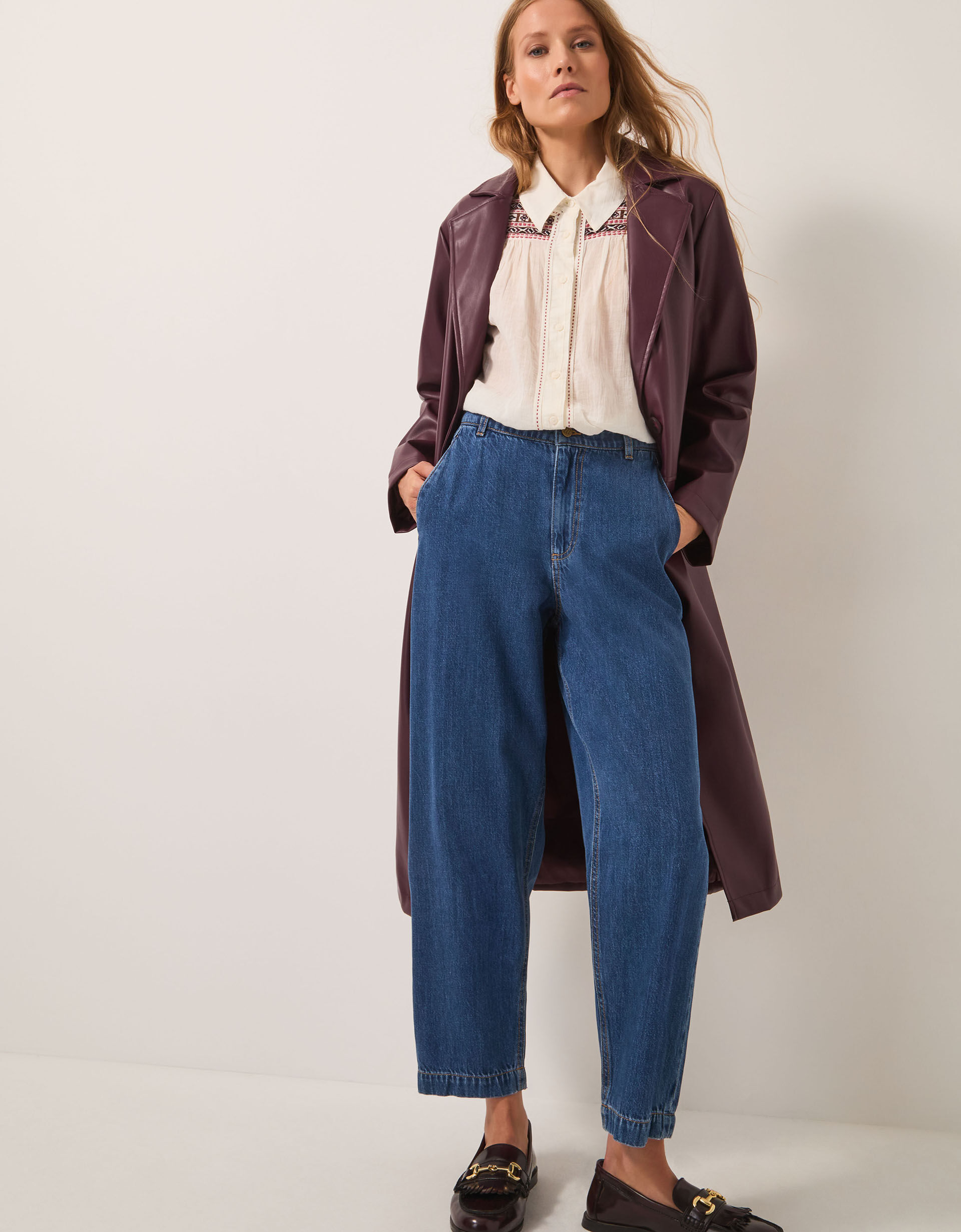 Novi Carrot Leg Jeans Blue