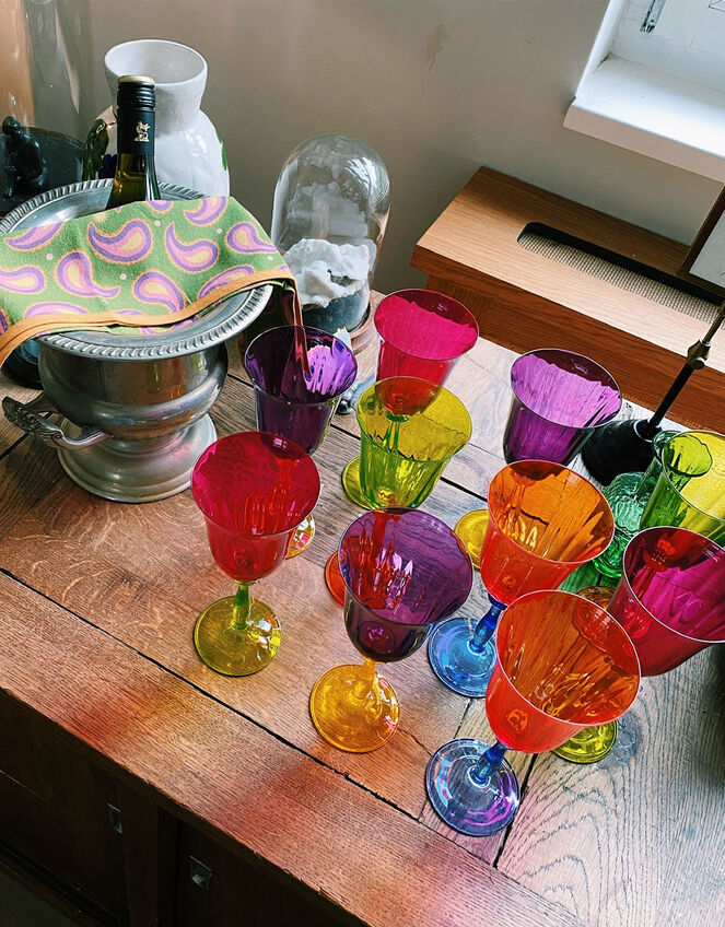 4-Pack Anna and Nina Wine Glasses, , large