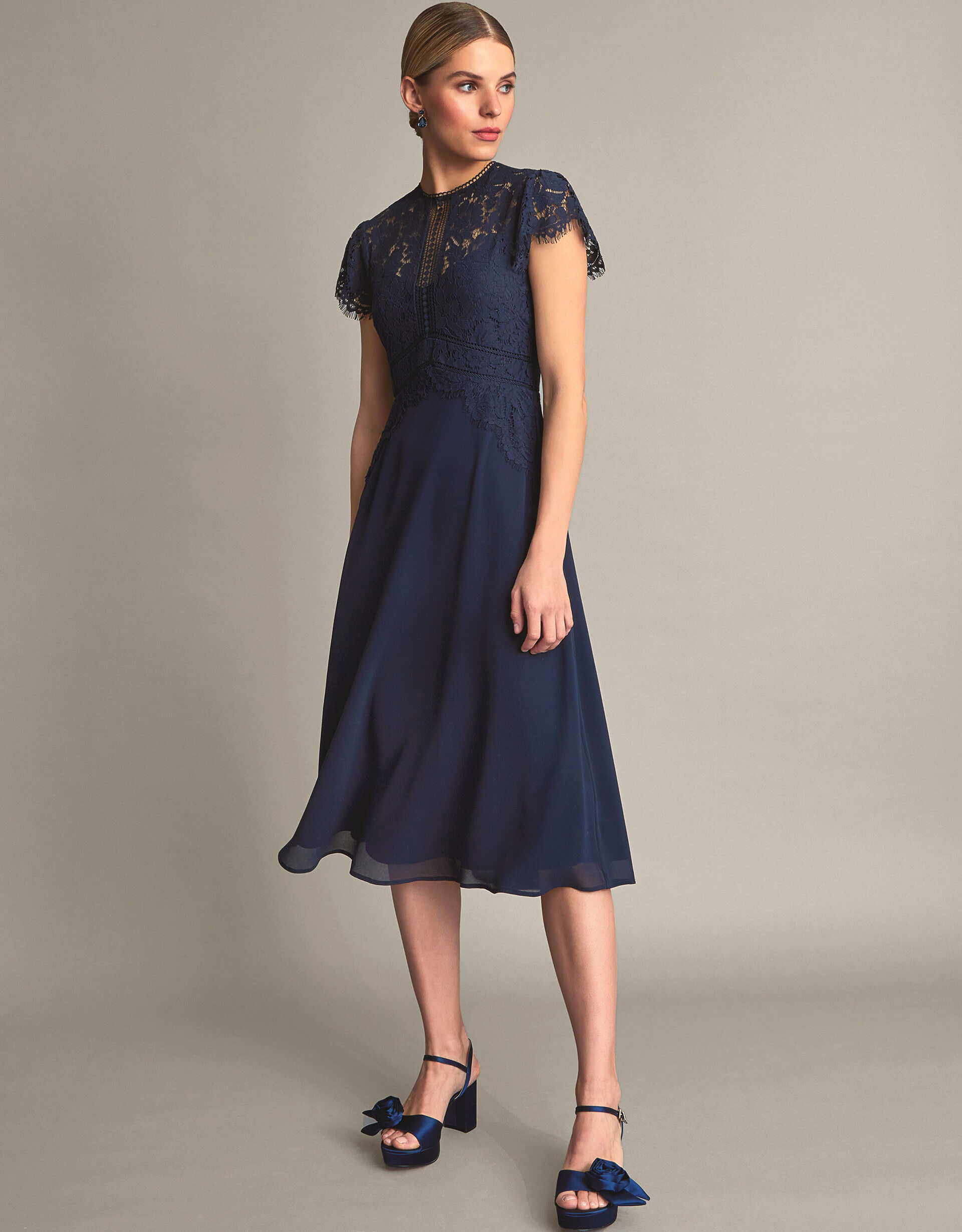 Ladies lace dresses uk outlet