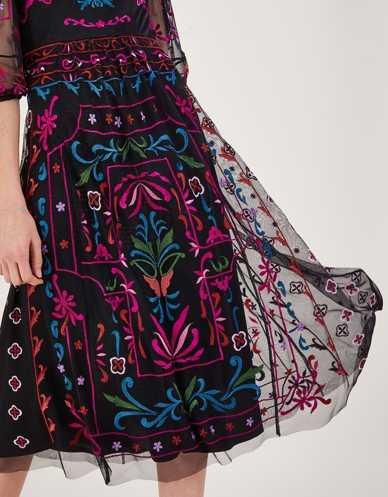 Maddy embroidered dress online
