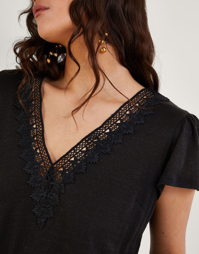 Lace V-Neck Short Sleeve Top in Linen Blend Black