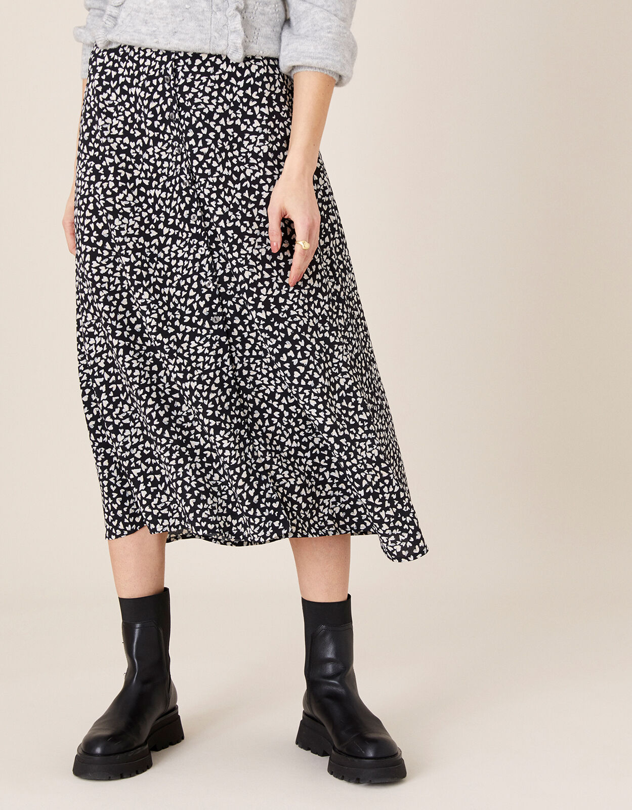 Black heart midi skirt shop