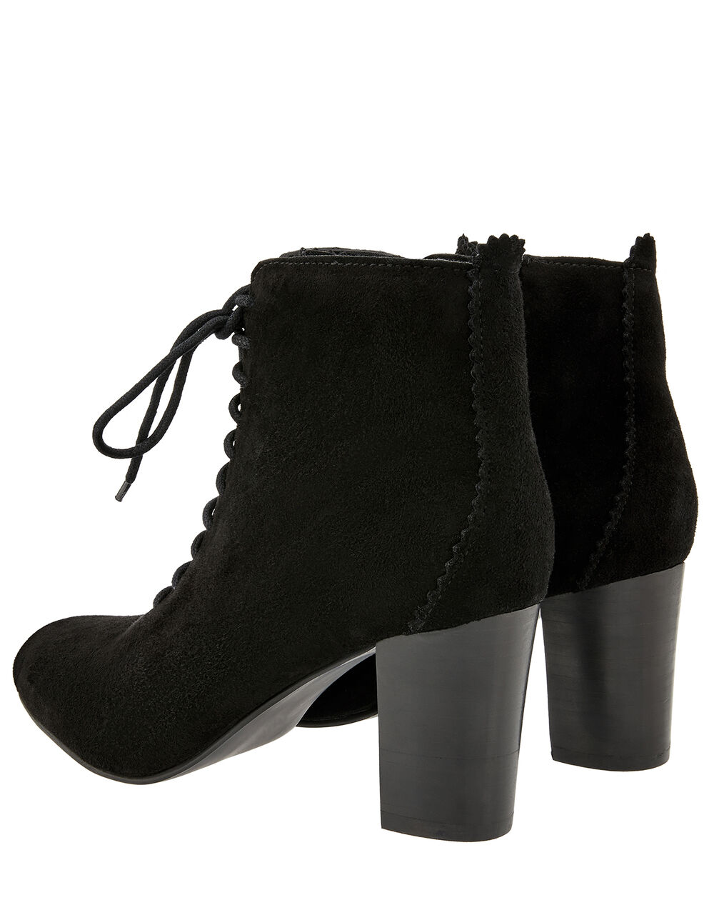 chunky boots lia