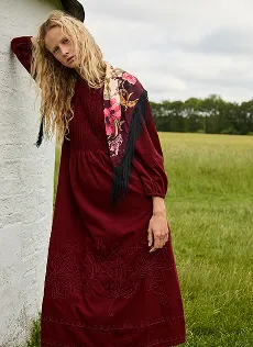 Dresses & Jumpsuits