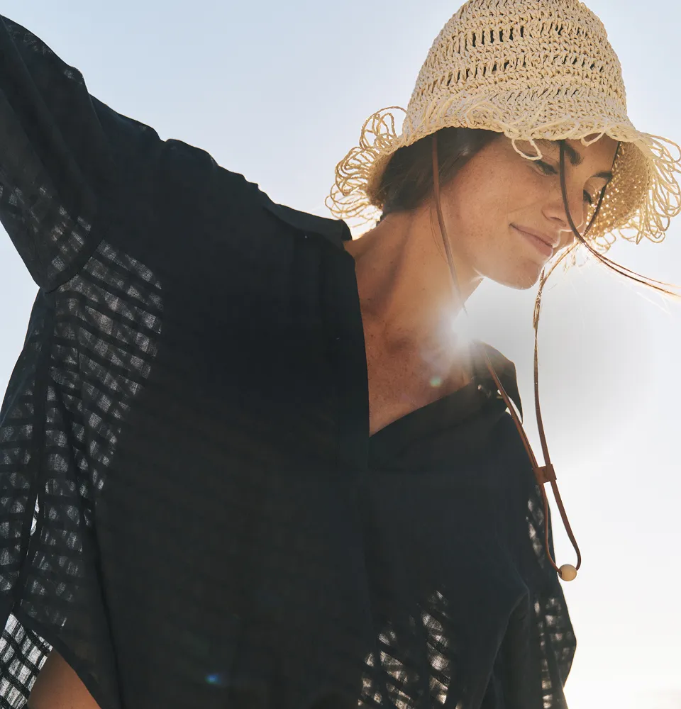 Golden Hours | Women's Holiday Shop