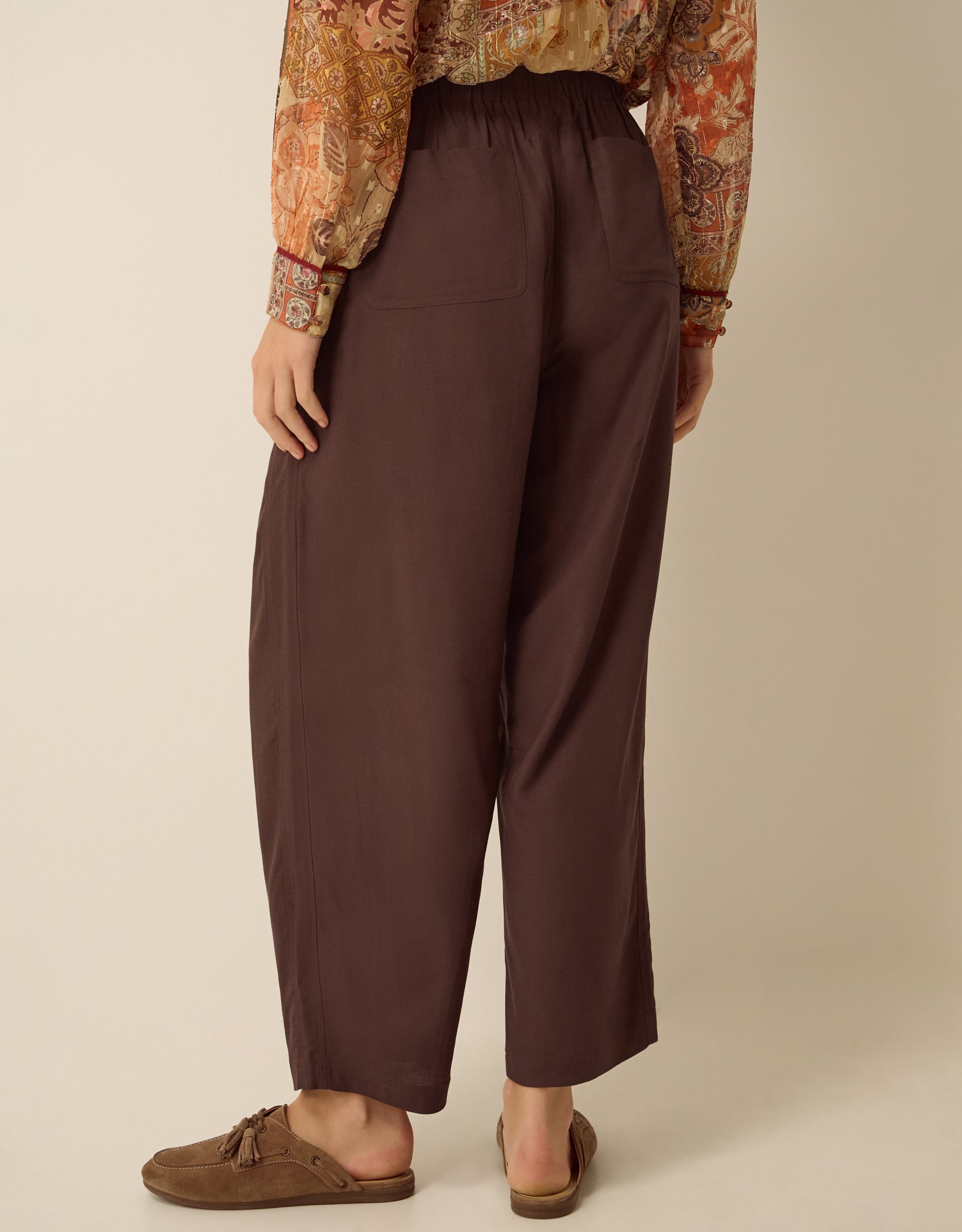 Monsoon Joanie Linen Blend Barrel Trousers in Brown, view 3