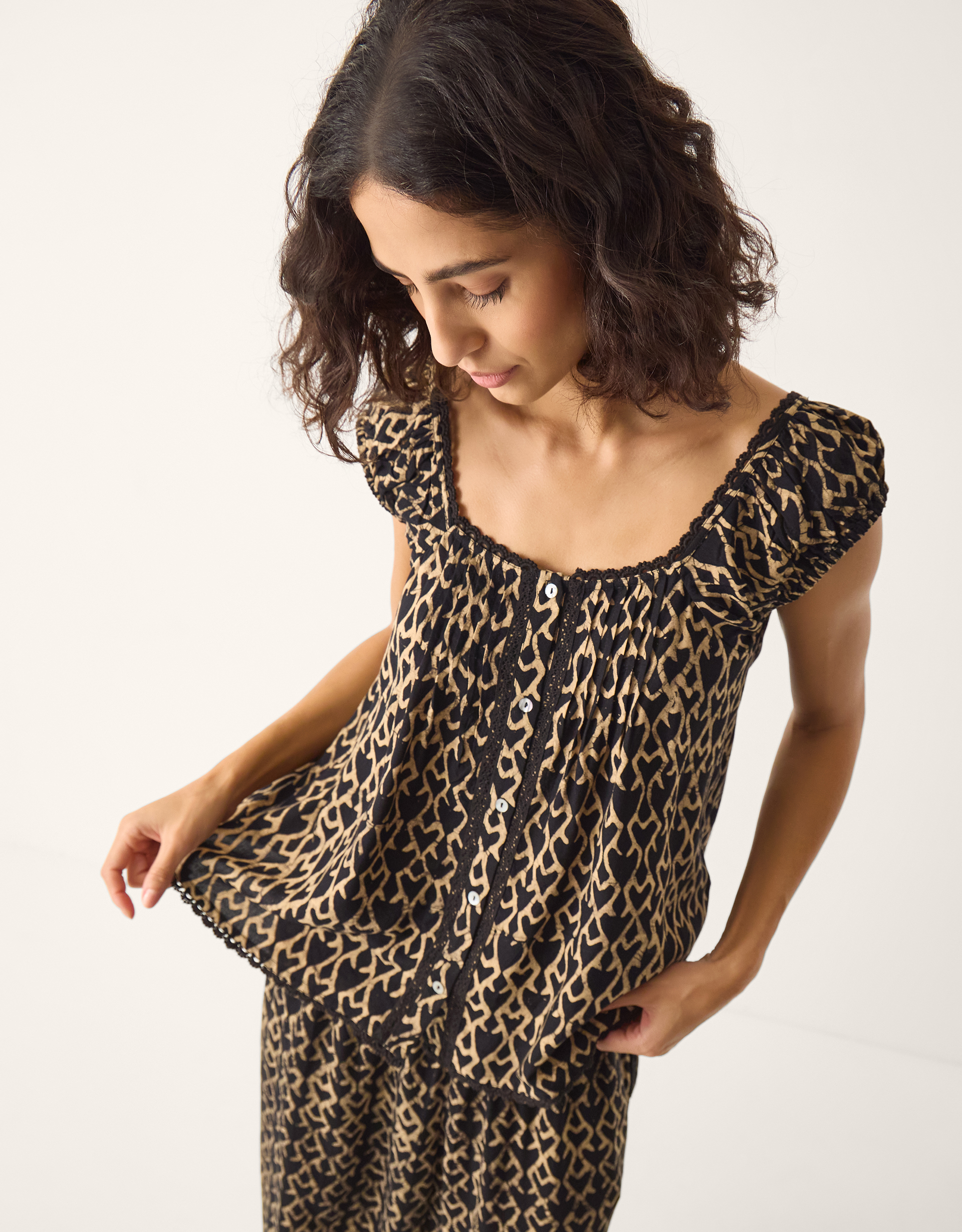Monsoon Arti Print Button Top in black