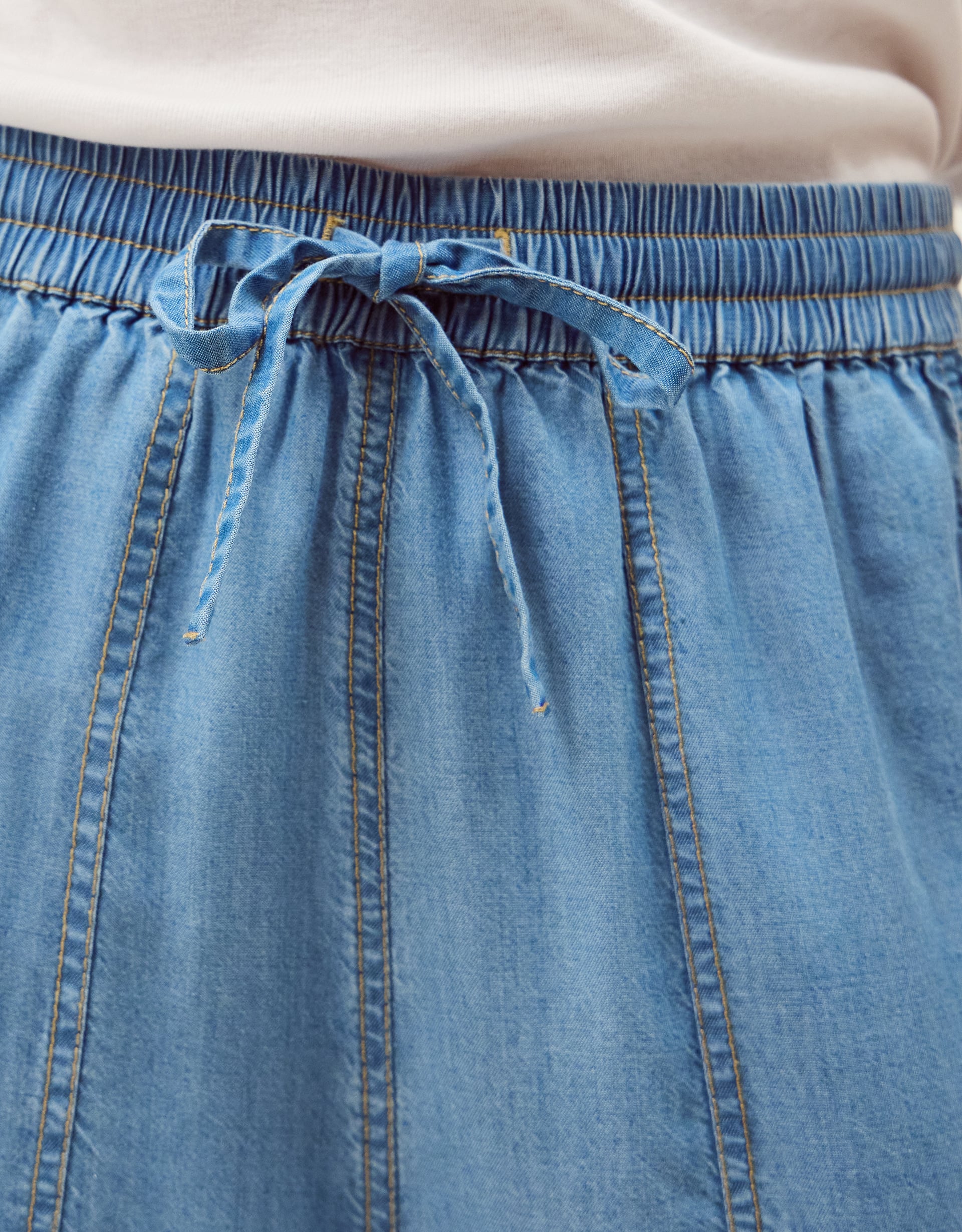 Monsoon Daria Chambray Balloon Trousers, view 4
