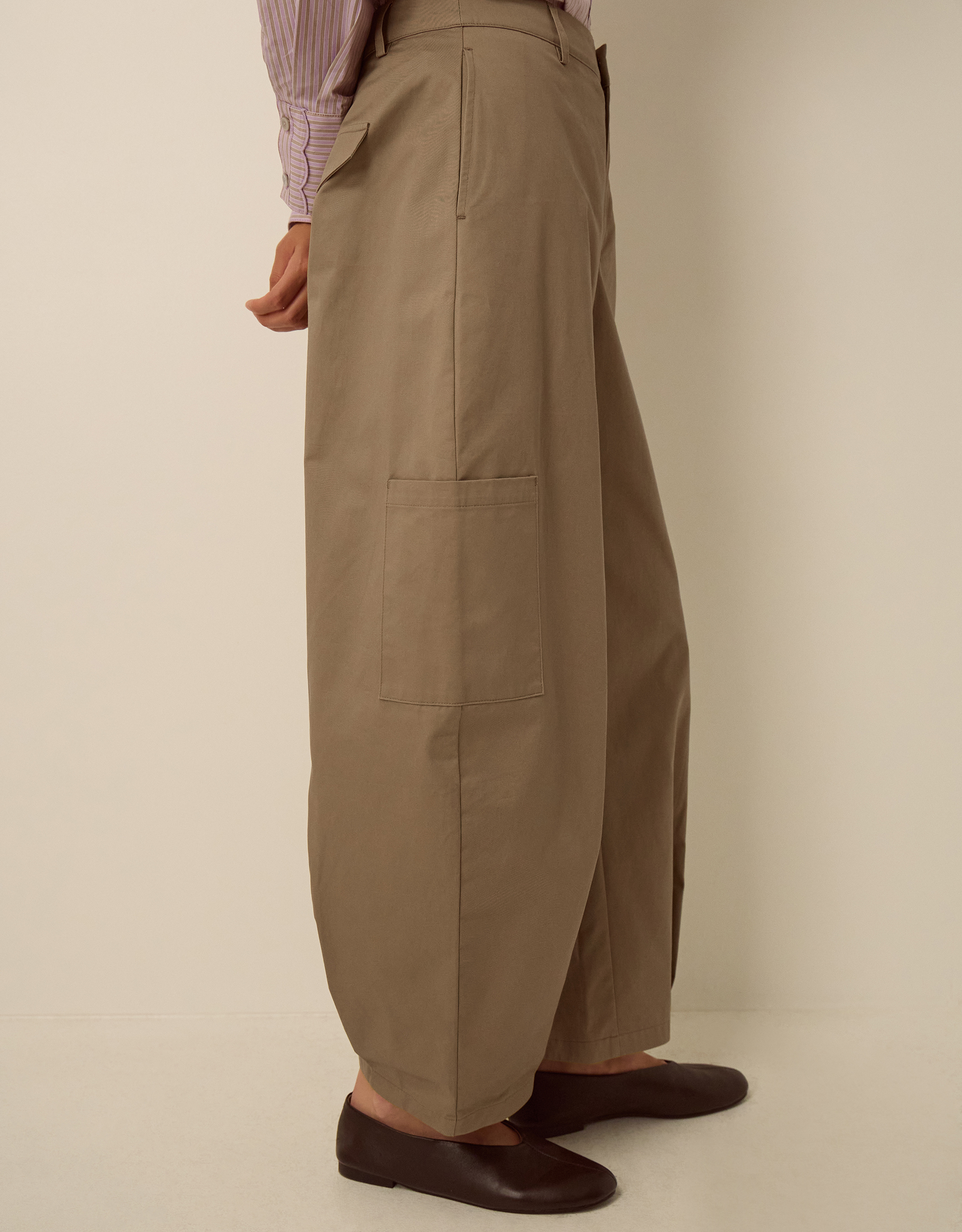 Monsoon Evelyn Cargo Barrel Trousers, view 4